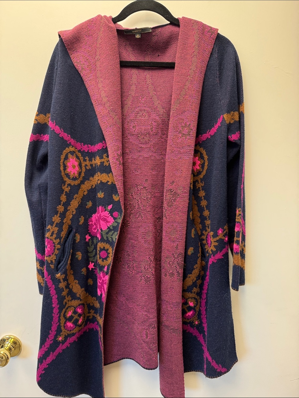 Reversible Hooded Floral Jacquard Cardigan - Navy & Pink
